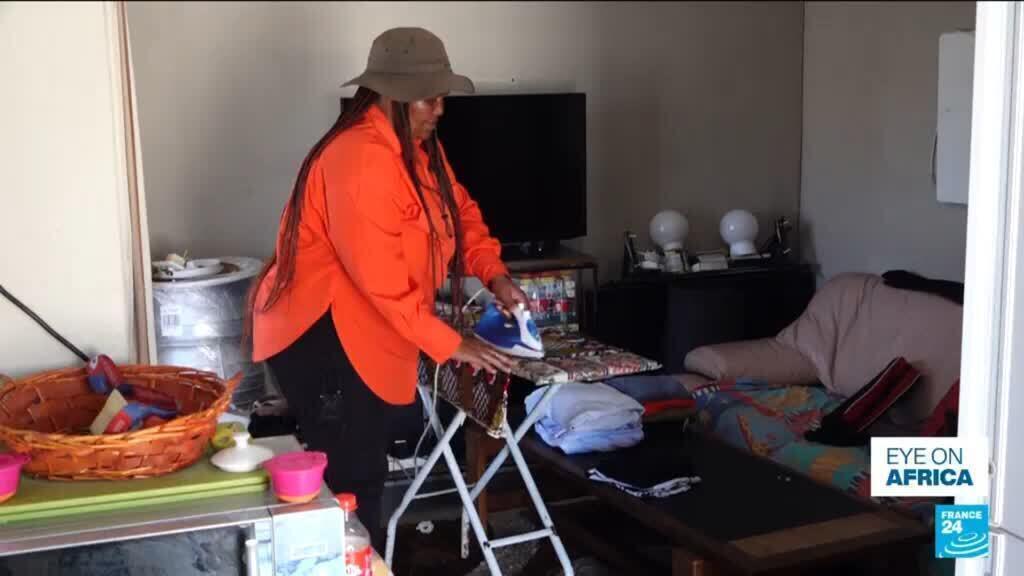 EN-20251027-215502-215715-CS