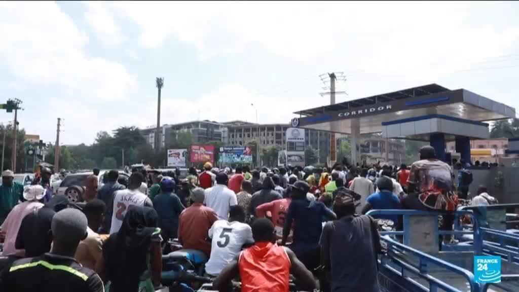 EN-20251028-211742-212321-CS